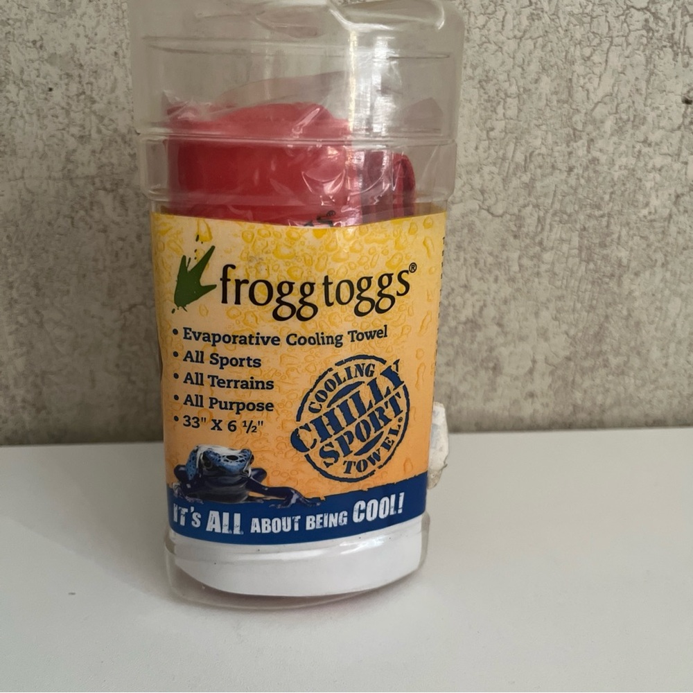 frogg toggs Red Evaporative Cooling Towel - Chilly Sport